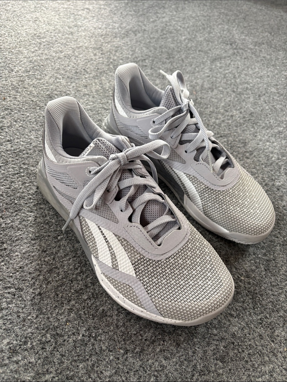 Reebok Women's Light Gray Mesh Athletic Sneakers - Size 8